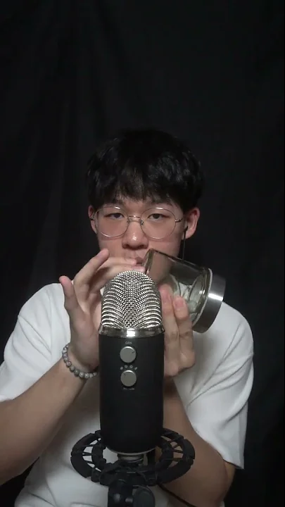 I finally found my twin (Doppelgänger ASMR SHORT)